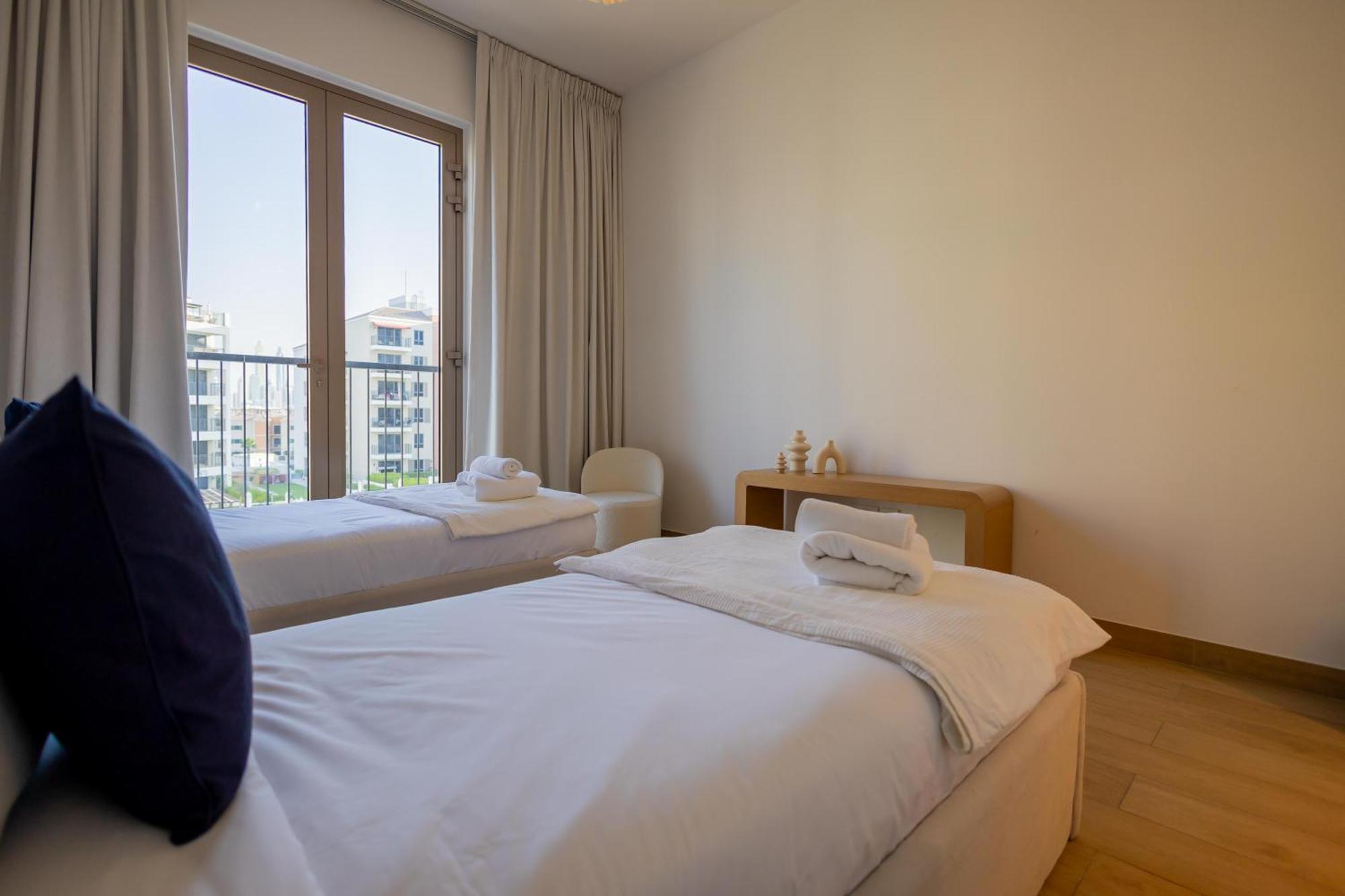 Higuests Experience Coastal Elegance At La Rive 2 In La