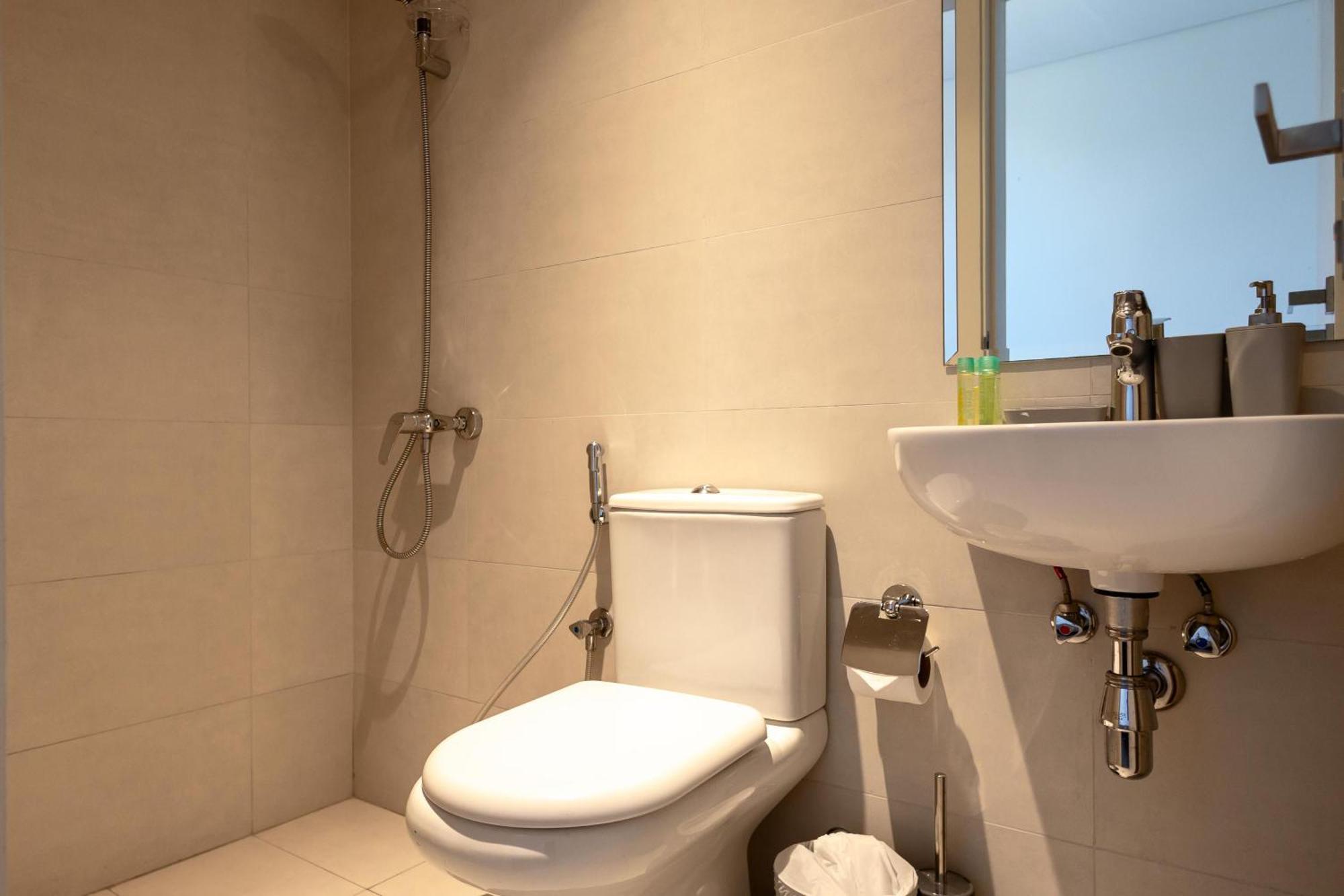 Higuests Experience Coastal Elegance At La Rive 2 In La * Dubai